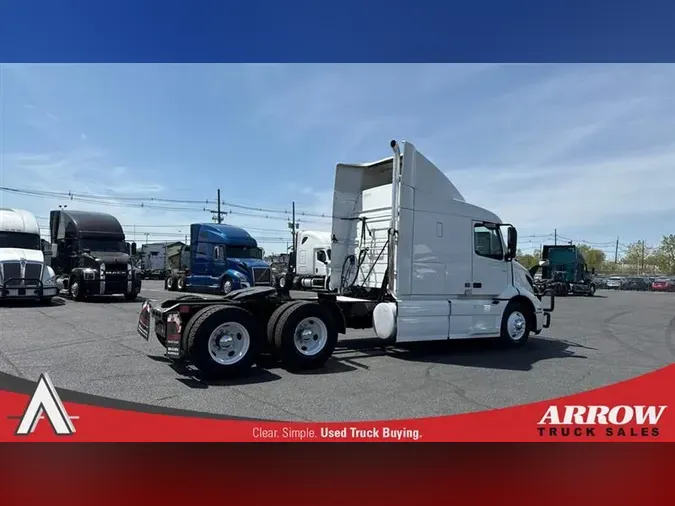 2020 VOLVO VNR640