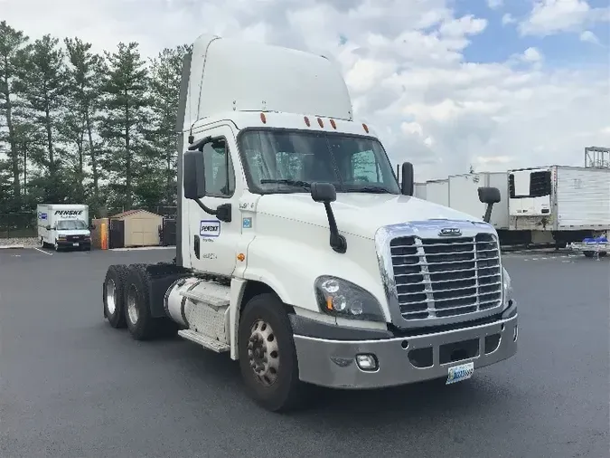 2016 Freightliner X12564ST382caedf56045c09e8bfd12f89a18153