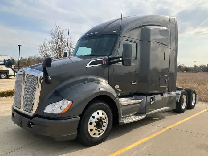 2020 Kenworth T680