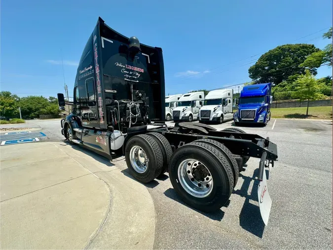 2022 Kenworth T680