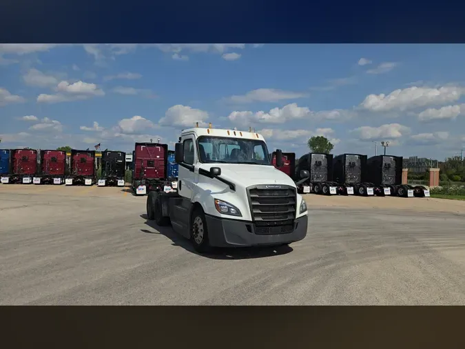 2019 Freightliner Cascadia 12638335364eaa1b7f896b2fbcafd659b00