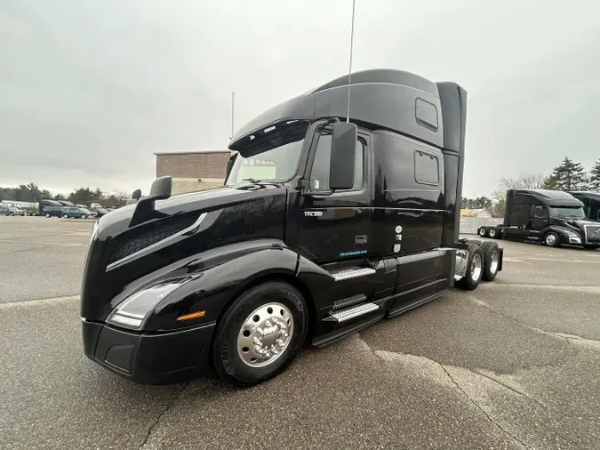 2021 Volvo VNL 860