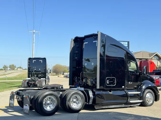 2022 KENWORTH T680