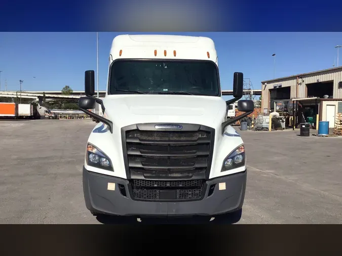 2020 Freightliner Cascadia