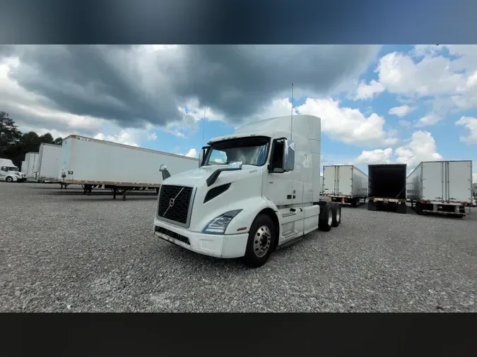 2019 Volvo VNL 740