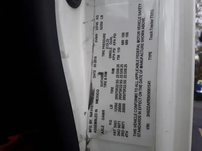 2019 NAVISTAR INTERNATIONAL LT625 DAYCAB T/A