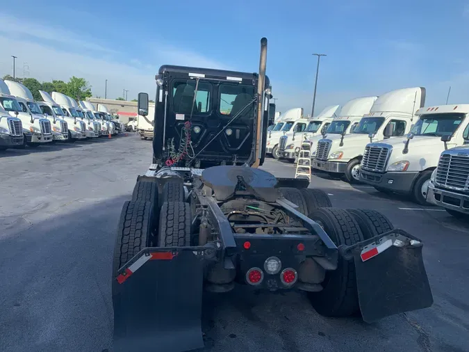 2020 FREIGHTLINER/MERCEDES CASCADIA 125