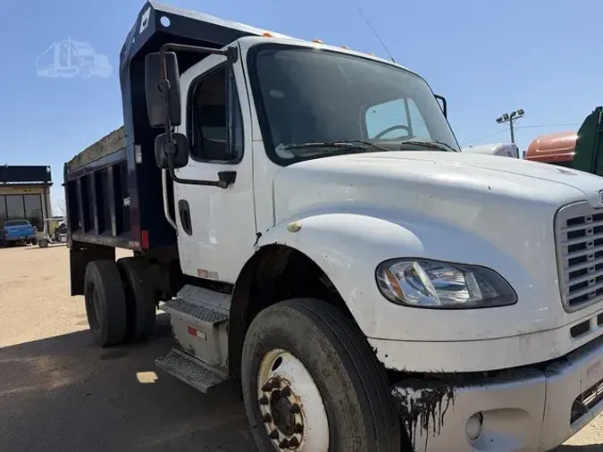 2016 FREIGHTLINER BUSINESS CLASS M2 106
