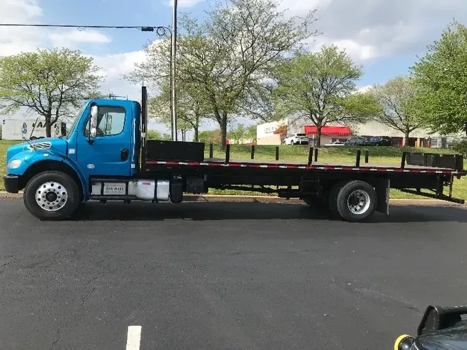 2017 Freightliner M2