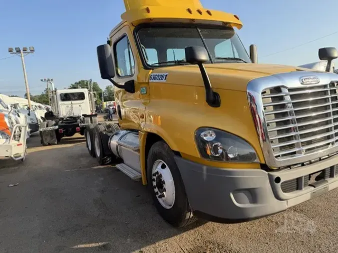 2017 FREIGHTLINER CASCADIA 12538499f4725b7aadcb0eecc8ba0dd4d56