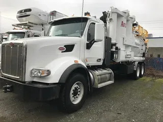 2020 Peterbilt 567