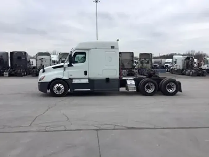 2020 Freightliner Cascadia