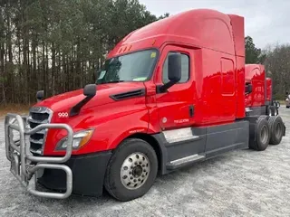 2020 FREIGHTLINER Cascadia 126