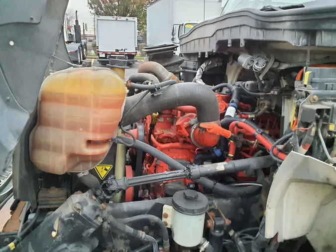 2018 NAVISTAR INTERNATIONAL 4300