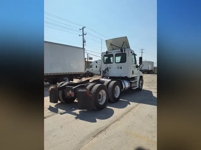 2019 FREIGHTLINER/MERCEDES CASCADIA 125