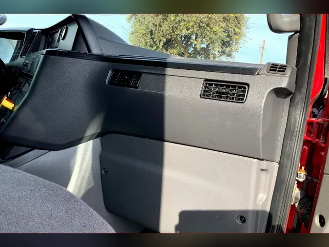 2022 INT LT625 6x438581b7fd7f1207bc43f29753123477d