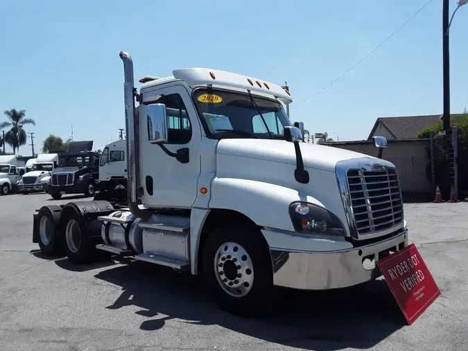 2020 FREIGHTLINER/MERCEDES CASCADIA 1253858eba29c1f76404a14f911ba728ec4