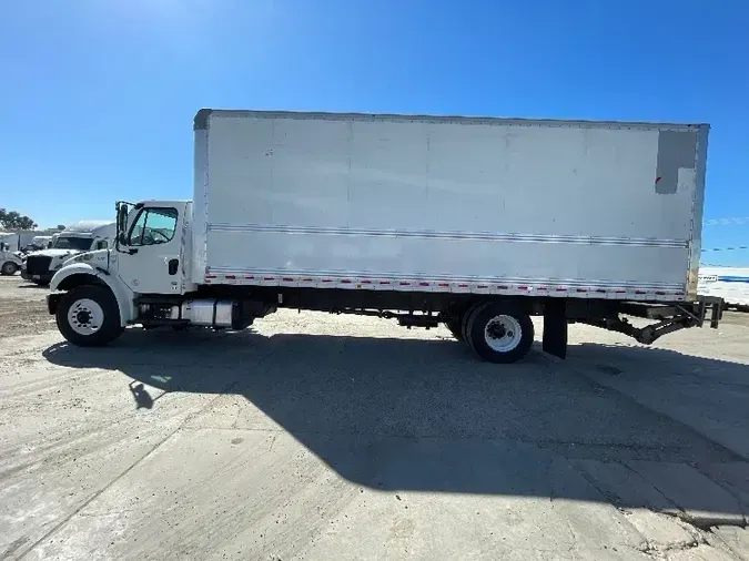 2018 Freightliner M2