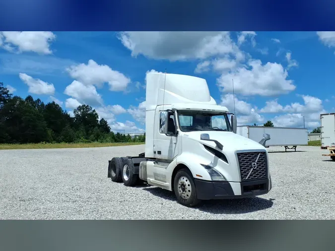 2020 Volvo VNL300385b76bc6fc0b176a0e3821c9ca00bf2