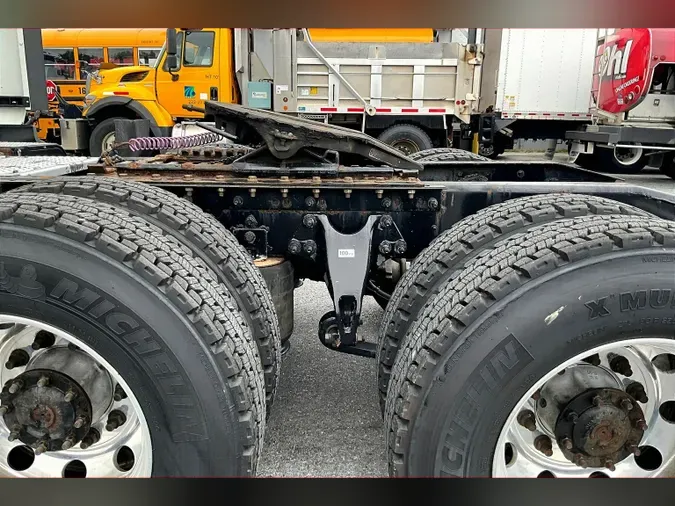 2021 INT LT625 6x4