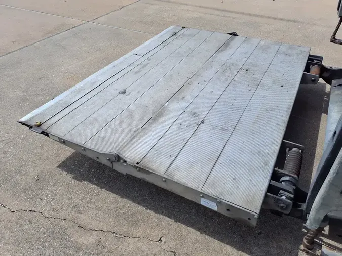 2020 NAVISTAR INTERNATIONAL MV607 (4X2)