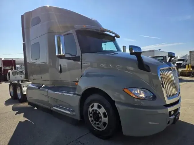 2023 International LT625