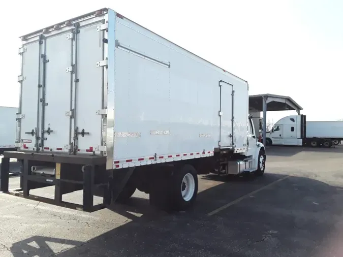 2019 FREIGHTLINER/MERCEDES M2 106