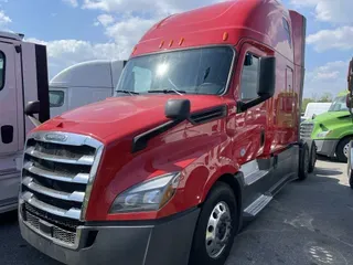 2019 Freightliner Cascadia 126