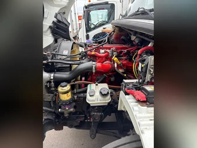 2018 FREIGHTLINER/MERCEDES M2 106