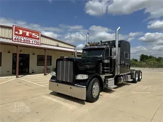 2021 PETERBILT 389