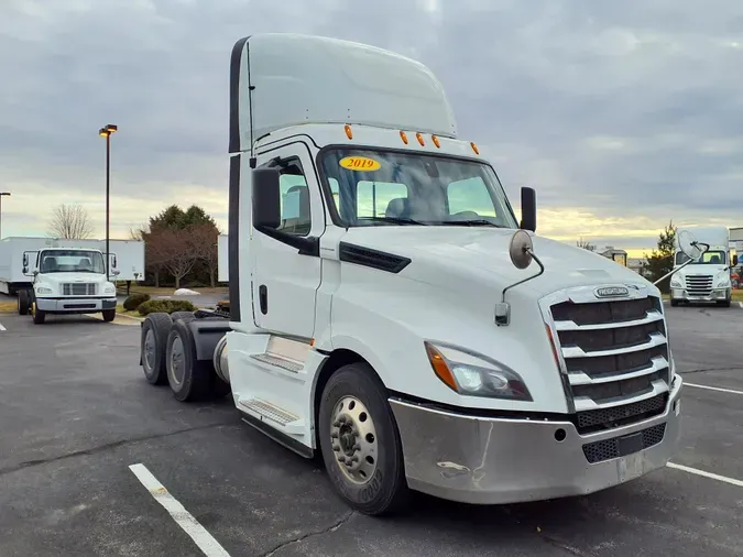 2019 FREIGHTLINER/MERCEDES NEW CASCADIA PX12664