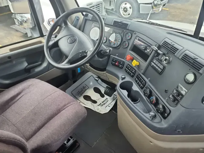 2019 FREIGHTLINER CASCADIA 125