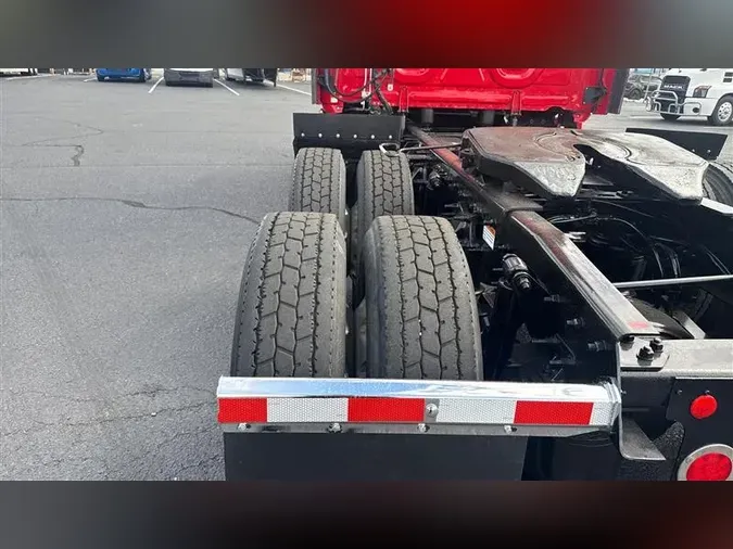 2022 FREIGHTLINER CA126