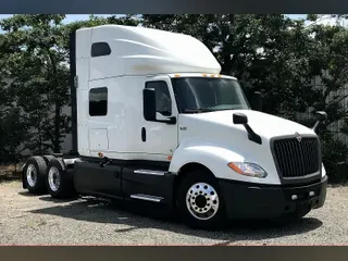 2021 INT LT625 6x4
