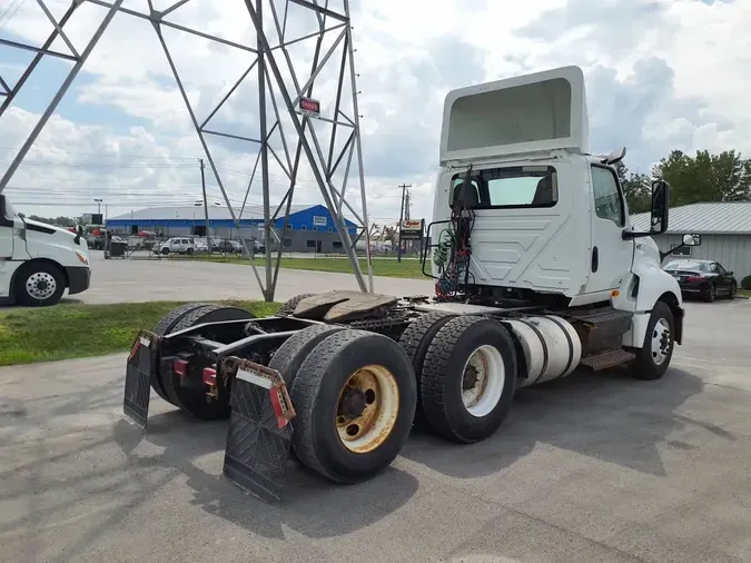 2019 NAVISTAR INTERNATIONAL LT625 DAYCAB T/A