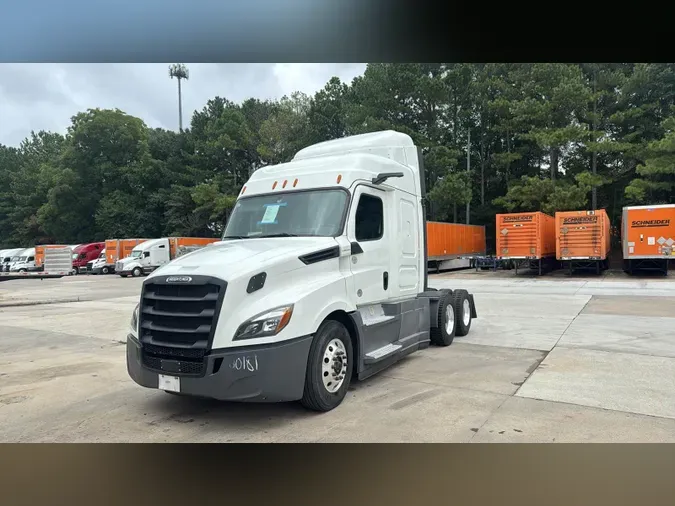 2020 Freightliner Cascadia 126