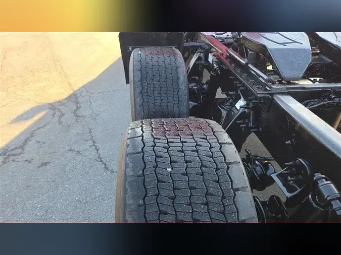 2020 FREIGHTLINER CA116