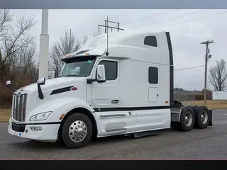 2023 PETERBILT 579