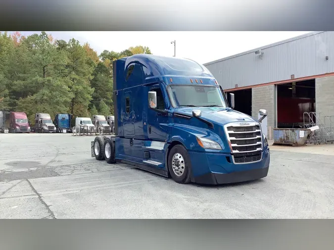 2023 Freightliner Cascadia 126387e8ad1cf5eba181b964657ded55c2d