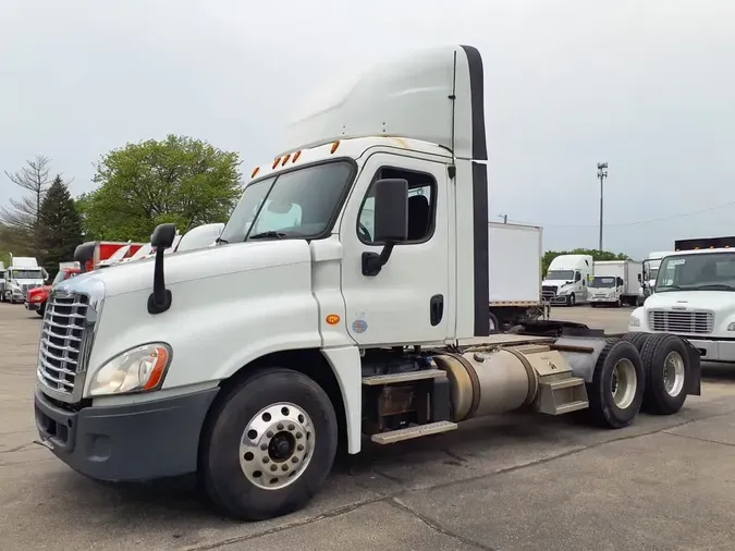 2018 FREIGHTLINER CASCADIA 1253881a3d7e5de09d5c3811dfc1388cb57