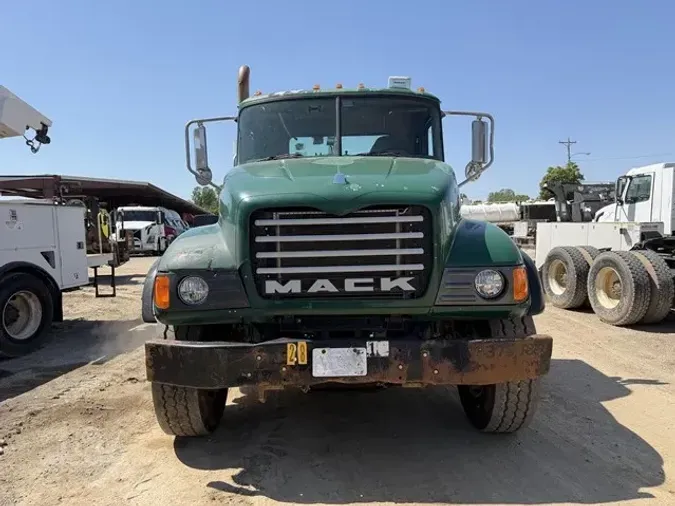 2007 MACK GRANITE CV713