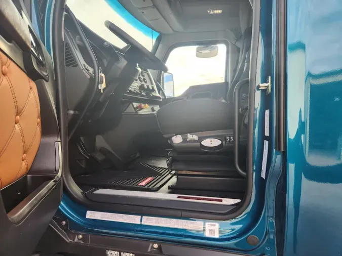 2026 Kenworth T6803887df907ff004b7aee3d7fbf576c325