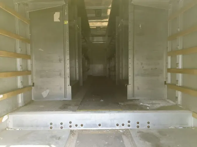 2017 FRTLR CUSTOM CHASSIS CORP MT-55 WALK-IN
