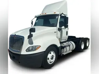 2018 International LT625