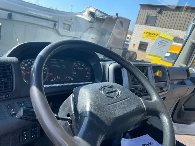 2019 Hino Truck 338