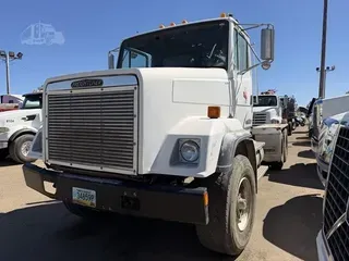 1993 FREIGHTLINER FLC112