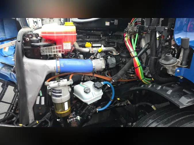 2020 Freightliner Cascadia 1263892fbba133f8f89bde7e8ceb22f9afb