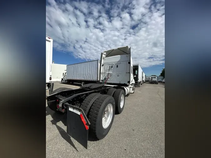 2020 FREIGHTLINER/MERCEDES NEW CASCADIA 116