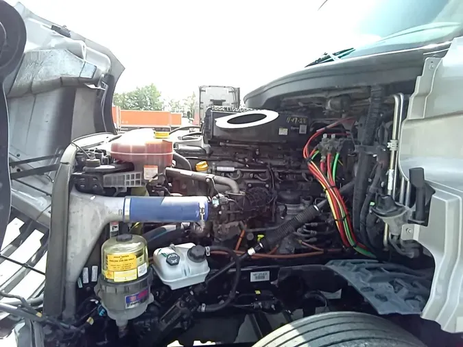 2022 Freightliner Cascadia 126