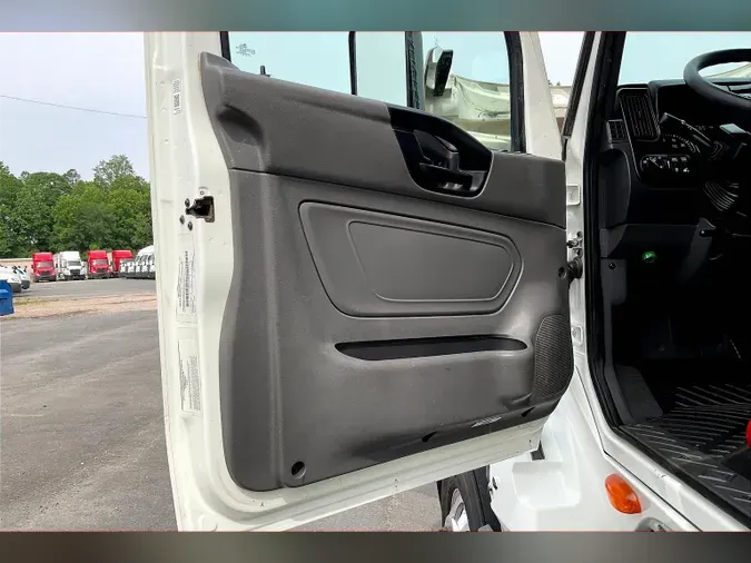 2021 INT LT625 6x4